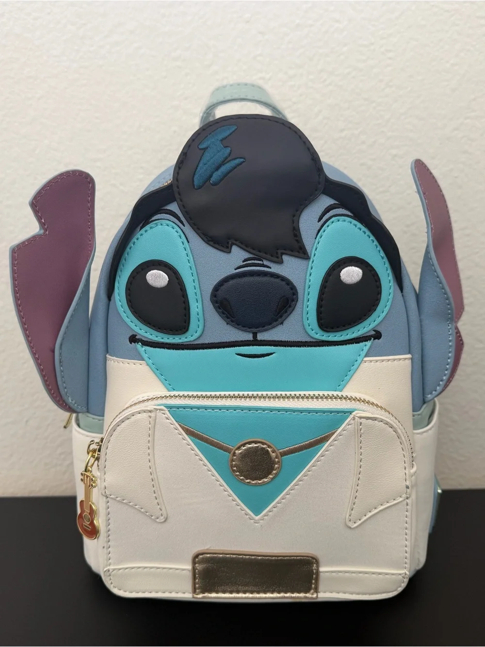 Loungefly x Disney Lilo & Stitch Blue Carácter Mini Backpack